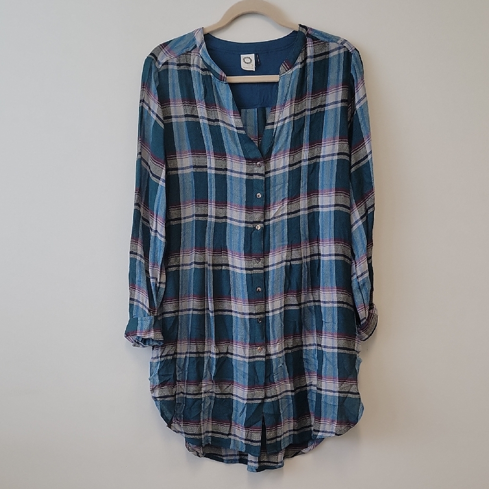 Stylish Teal Plaid Button-Down Shirt for Women